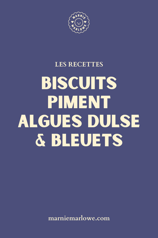 La recette des biscuits apéro piment, algues dulse & fleur de bleuet